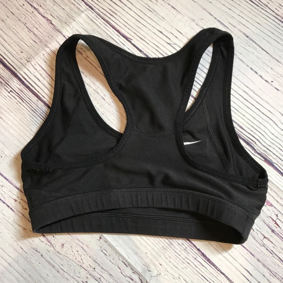 Nike Dri-Fit Reversible Sports Bra - Picture 3 of 8